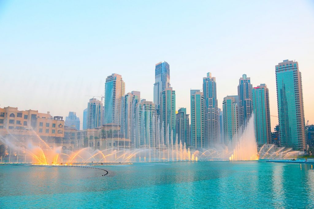 Guide to Best Places to Visit and Fun Things to do in Dubai